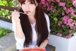 娱乐吃瓜 小妹是谁