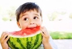 娱乐吃瓜酱出远门,揭秘明星出远门背后的秘密